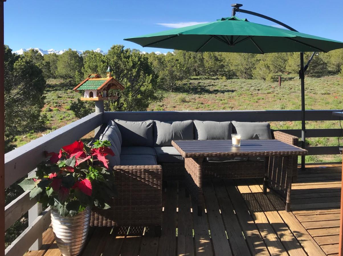 Double G Ranch & Guestlodge Montrose Exterior photo